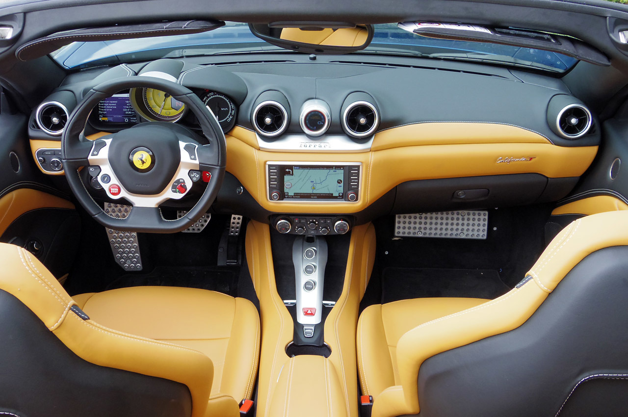 Ferrari-California-T-Interior