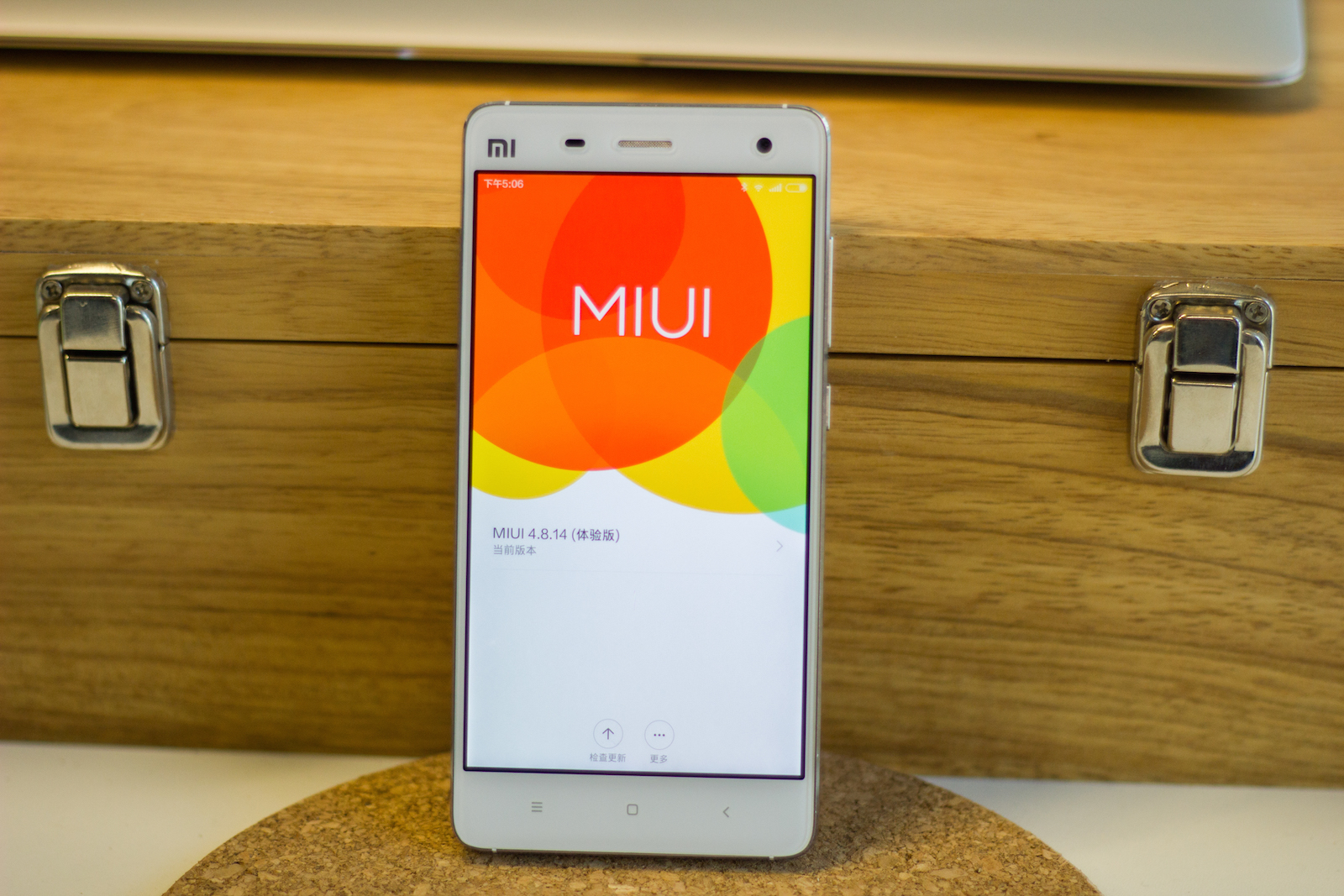 Xiaomi-Mi4-with-MIUI6_5