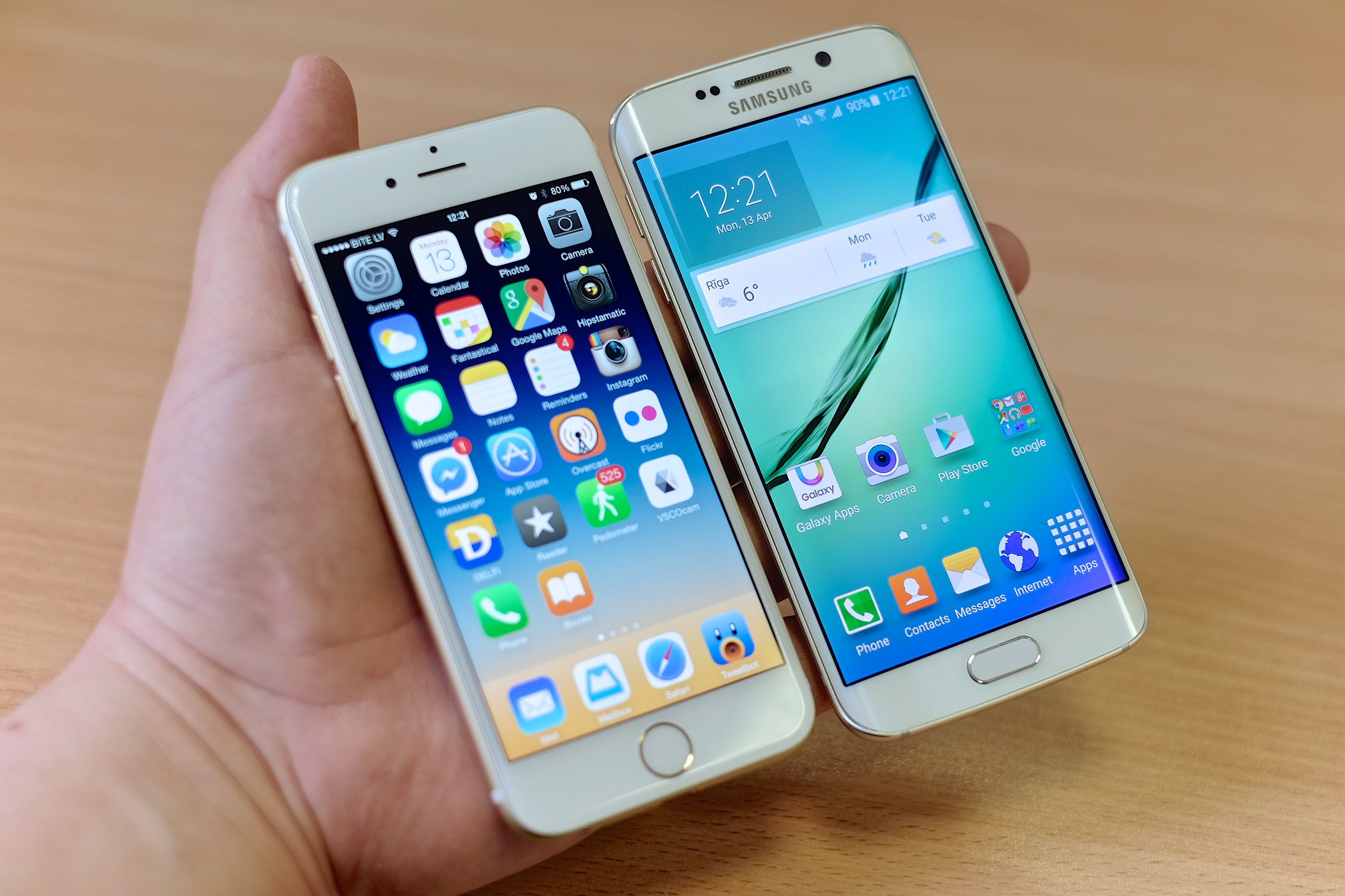 Чем iphone лучше samsung galaxy. Iphone 6s vs Samsung Galaxy s6. Iphone 6 Samsung s6. Galaxy s6 Edge vs iphone 6. Самсунг галакси айфон 7.