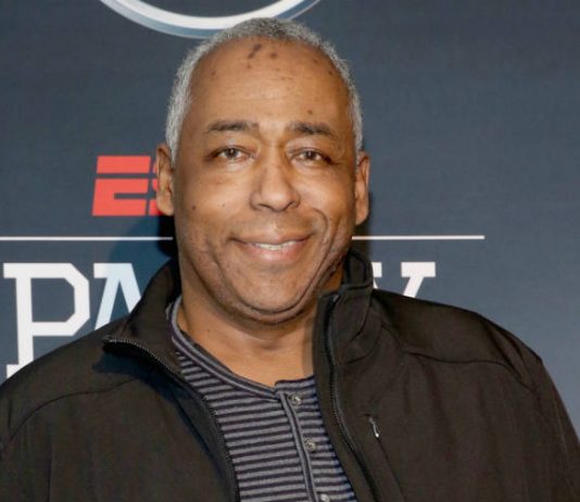 ESPN Tribute Veteran commentator John Saunders dies at 61