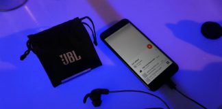 HTC 10 and JBL Reflect Aware C earbuds promo review and prices