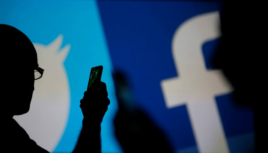 Facebook and Twitter will livestream the presidential debate