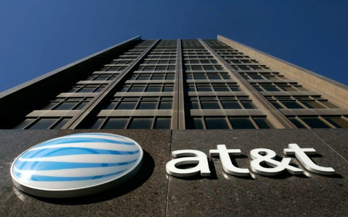 AT&T accused of selling user information to the government