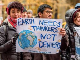 American scientists continue anti-Trump protests in Boston