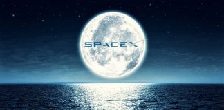 SpaceX will start sending tourists to the moon in 2018.