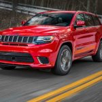 2018-Jeep-Grand-Cherokee-Trackhawk-front-three-quarter-in-motion