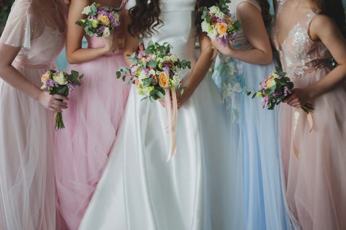 How to Style Convertible Bridesmaid Dresses