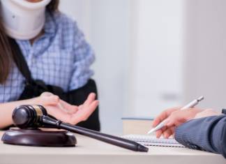 When Should You Hire an Accident Lawyer?