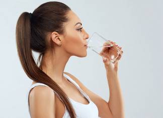 Some Advantages of Water for your Tresses Growth